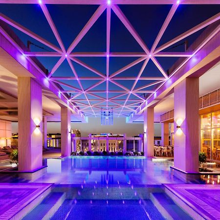 Millennium Place Dauhá Exteriér fotografie The hotel's lobby