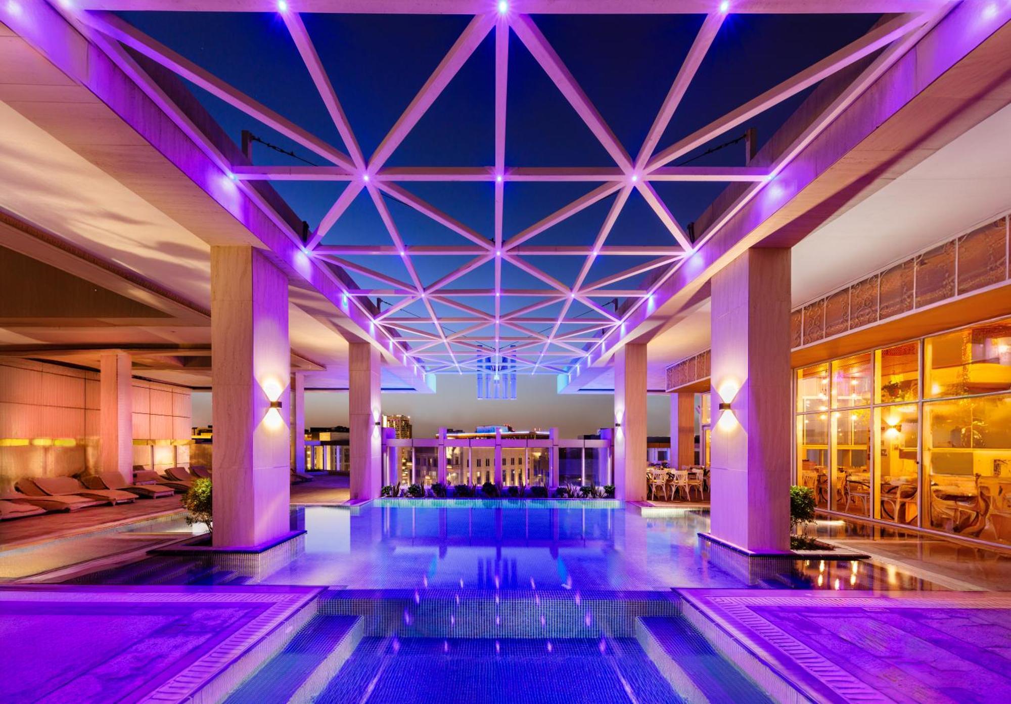 Millennium Place Dauhá Exteriér fotografie The hotel's lobby