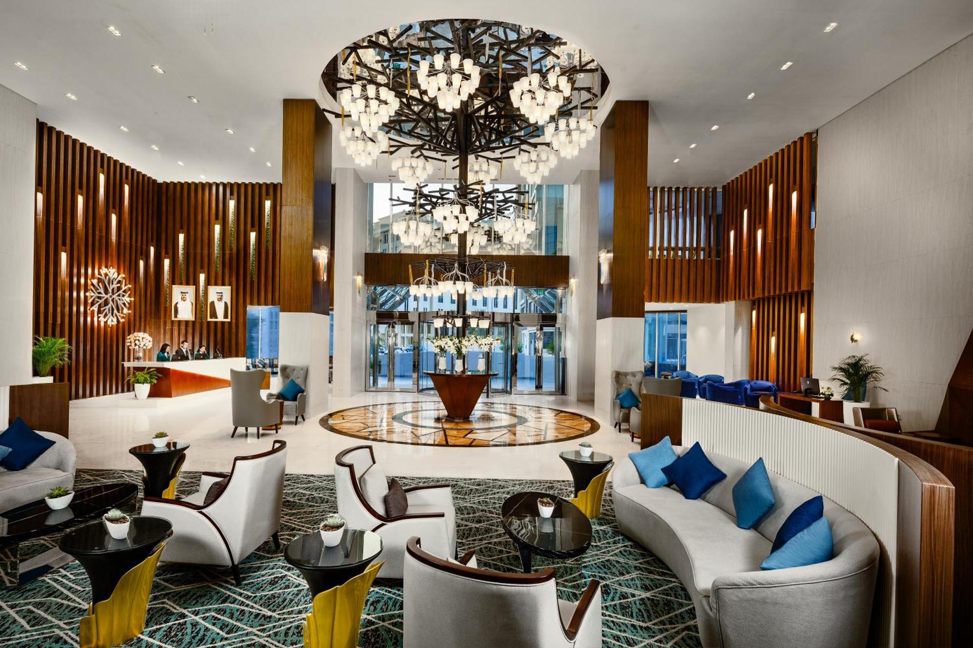 Millennium Place Dauhá Exteriér fotografie The lobby of the hotel